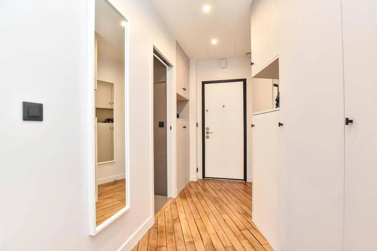 Apartment Cmg Residence Opera Paris
