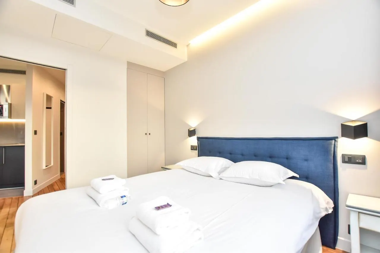 Apartment Cmg Residence Opera Paris